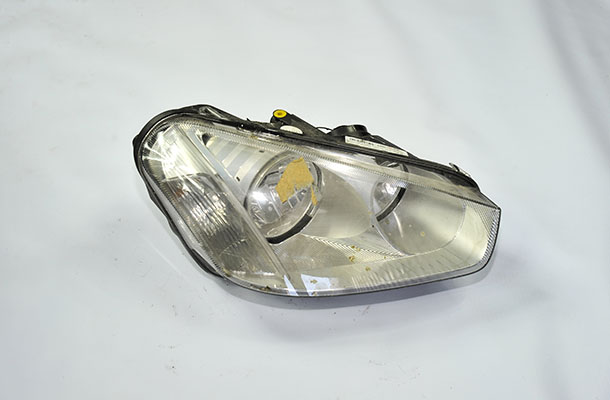 FORD TRANSİT 460 ED ÇIKMA PARÇA SAĞ FAR_